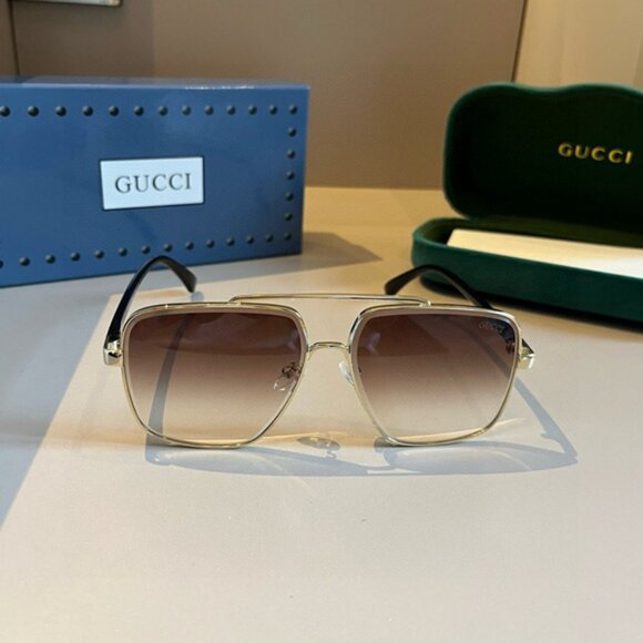 Gucci Women\'s Designer Sunglasses main image 6